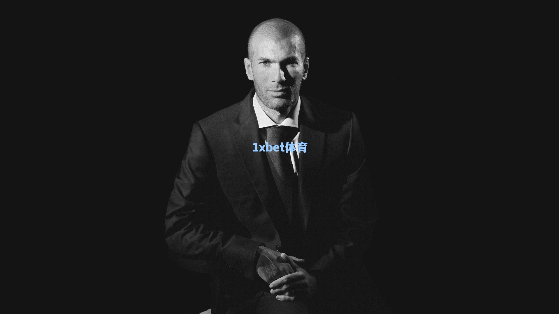 孙兴慜伤退引爆危机，热刺压哨逆转夺欧冠头名！